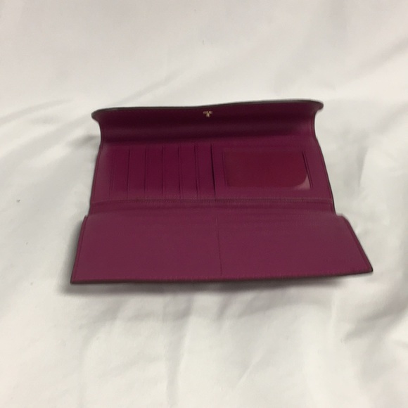 Coach Magenta Leather Envelope Wallet - Picture 2 of 6